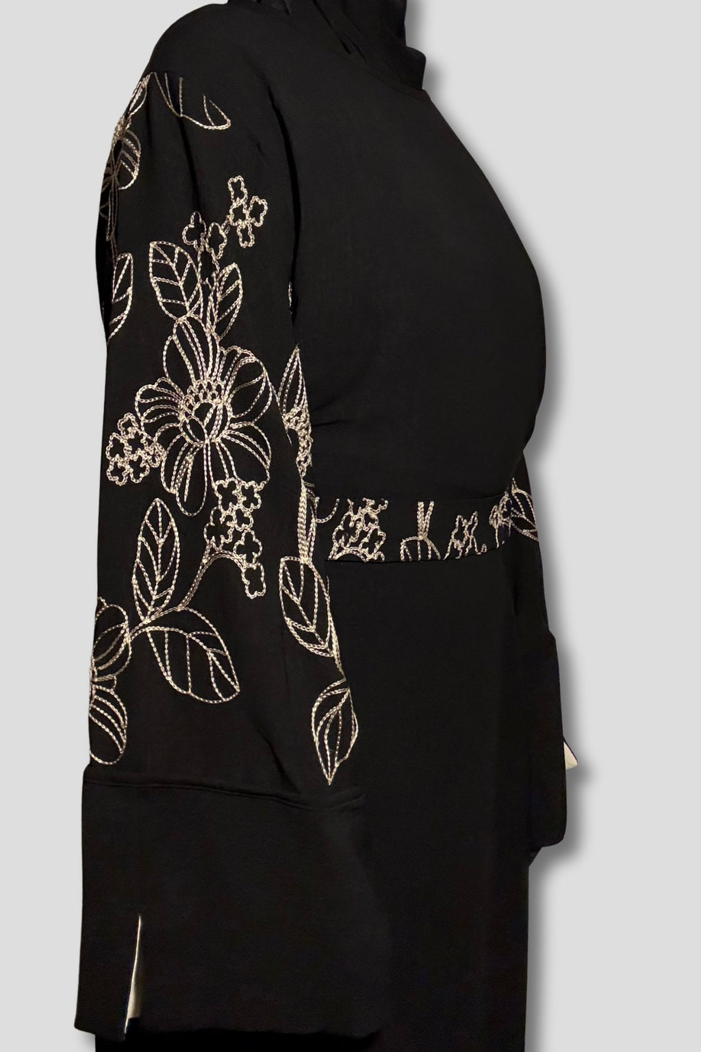 L’Abaya Brodée - Noir